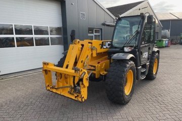 Ładowarka teleskopowa JCB 531-70