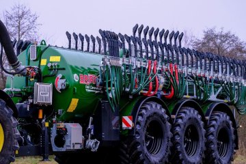 Wóz asenizacyjny/beczkowóz 30 000 l