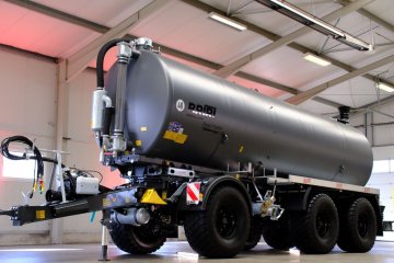 Wóz asenizacyjny/beczkowóz/transporter do gnojowicy 26 000 l